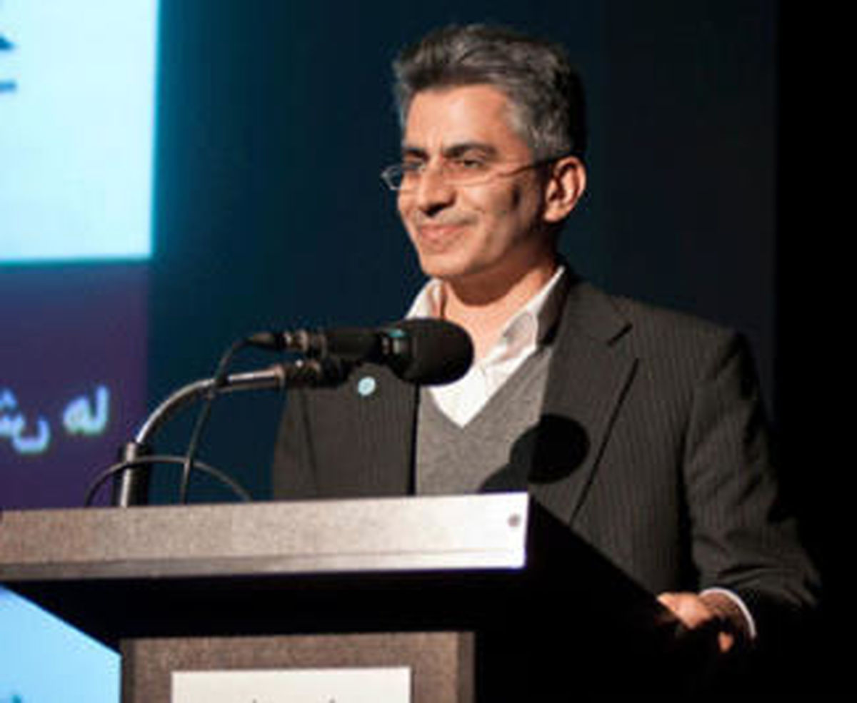 پرداخت همه ۱.۵ میلیون تقاضای وام ۳۵ میلیونی مسکن ۱۰ سال طول می کشد / پول ها باید به بازار مسکن سرازیر شود نه خودرو