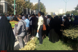 ادامه تجمع کارگزاران صندوق بیمه کشاورزی در تهران