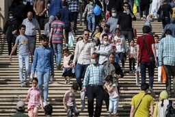 توسعه انسانی یا رشد اقتصادی؟ بررسی وضعیت ایران در مقایسه با استانداردهای جهانی