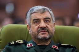 تقدیر سرلشکر جعفری از سازمان بسیج جامعه پزشکی