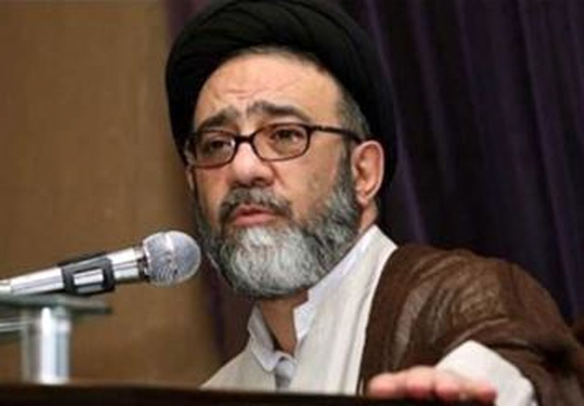 ارتش در صف مقدم وفاداری به نظام و امام راحل است