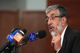 اعتقاد به رهبری عامل پشتیبانی مردم از حکومت است / لزوم دوری از نگاه پراگماتیسمی به دین