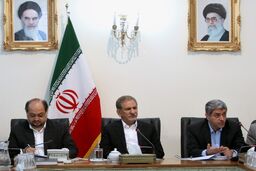 جهانگیری: استفاده از ظرفیت نهادهای عمومی غیر دولتی با رعایت اصل رقابتی بودن اقتصاد / بخش خصوصی میدان دار باشد
