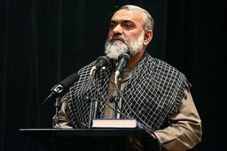 نیروهای انقلاب در میدان علمی، فرهنگی و اقتصادی نقش اصلی را ایفا کنند