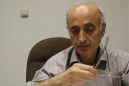 حکیمی پور: مطالبات معوق همان وام های پرداختی هیأت مدیره بانک هاست