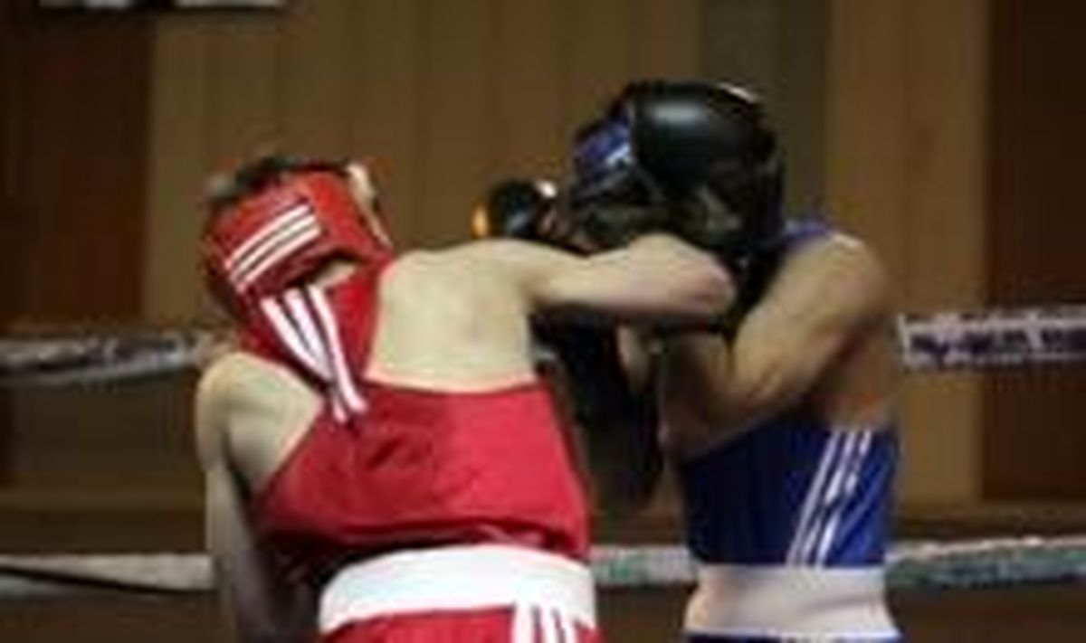 قرعه کشی مسابقات بوکس جوانان جهان انجام شد / نمایندگان ایران از فردا وارد رینگ می شوند