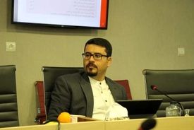 چرا فولادساز باید نهاده‌های تولید، قطعات و تجهیزات خود را به نرخ ارز آزاد خریداری کند، بعد صادرات را انجام دهد و با نرخ دولتی ارز را به دولت تحویل دهد؟