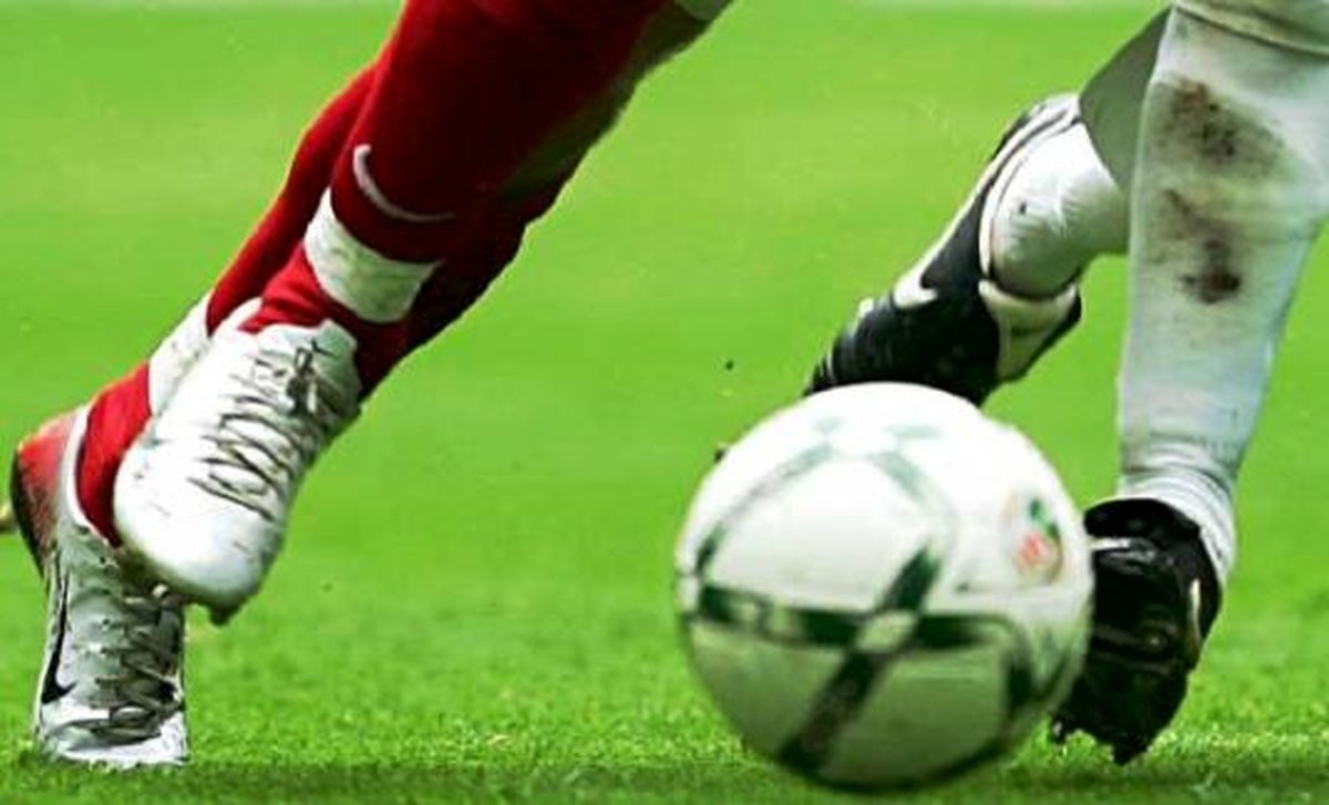 برتری فولاد، ملوان، صبا و راه آهن و تساوی سپاهان و مس / پرسپولیس با شکست داماش به رده دوم صعود کرد / شکست استقلال در ورزشگاه آزادی