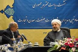 نعمت زاده افزایش یارانه صنعت را از روحانی خواستار شد