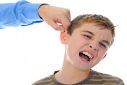 با کودک بیش فعال خود چگونه رفتار کنیم؟