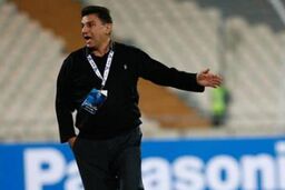قلعه نویی: هواداران هر چیزی بگویند حق دارند