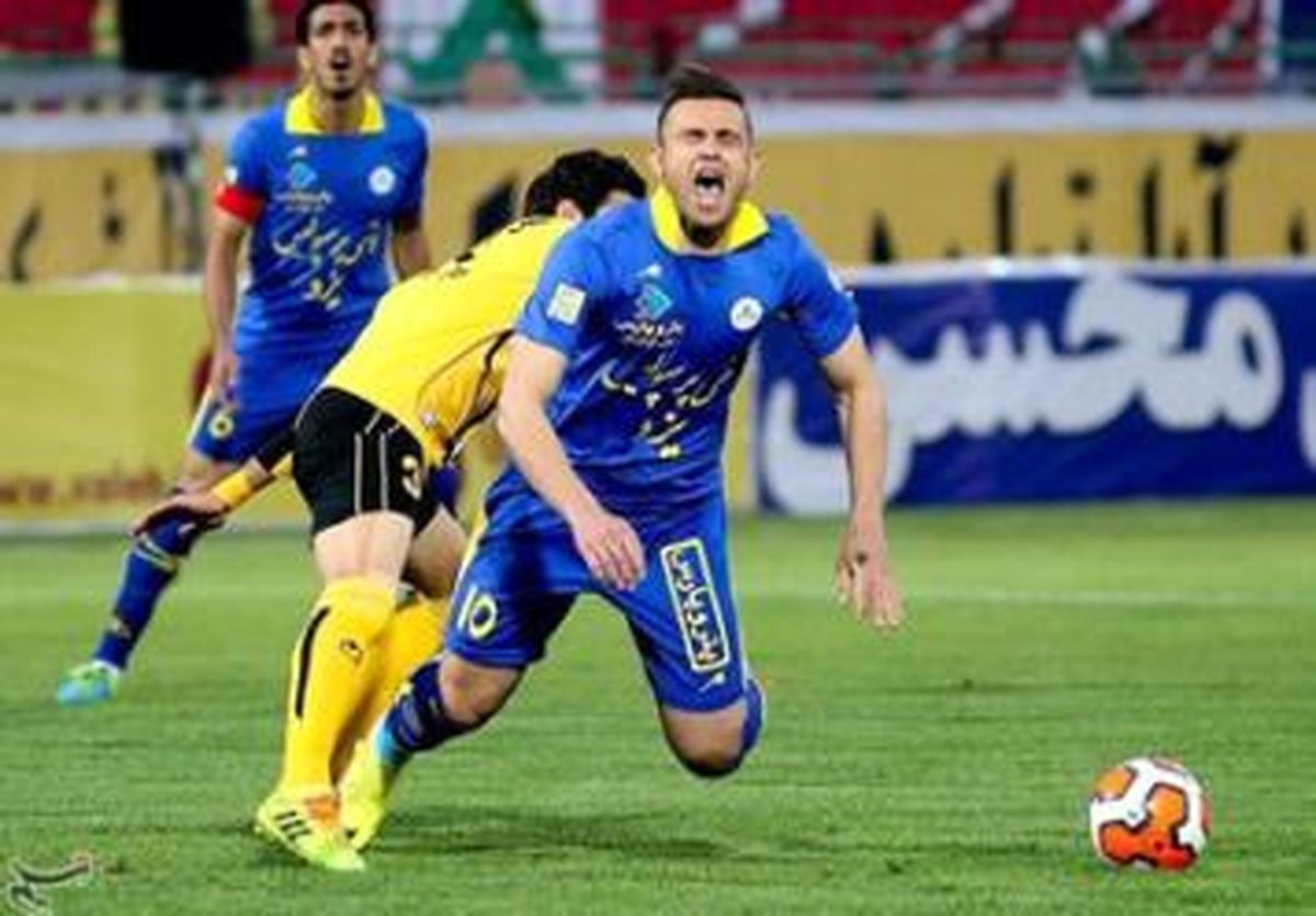 نوروزی: هنوز با هیچ تیمی به توافق نرسیده ام