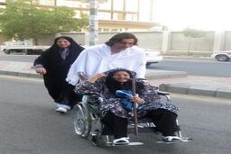 موبایل رحمتی گم شد، استقلالی ها پابرهنه شدند! / حرکت قشنگ گلر استقلال + عکس