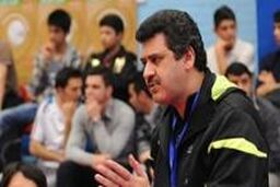 نوشاد را از لحاظ روحی خراب کرده اند / ارنج تیم ملی مقابل اسلواکی اشتباه بود