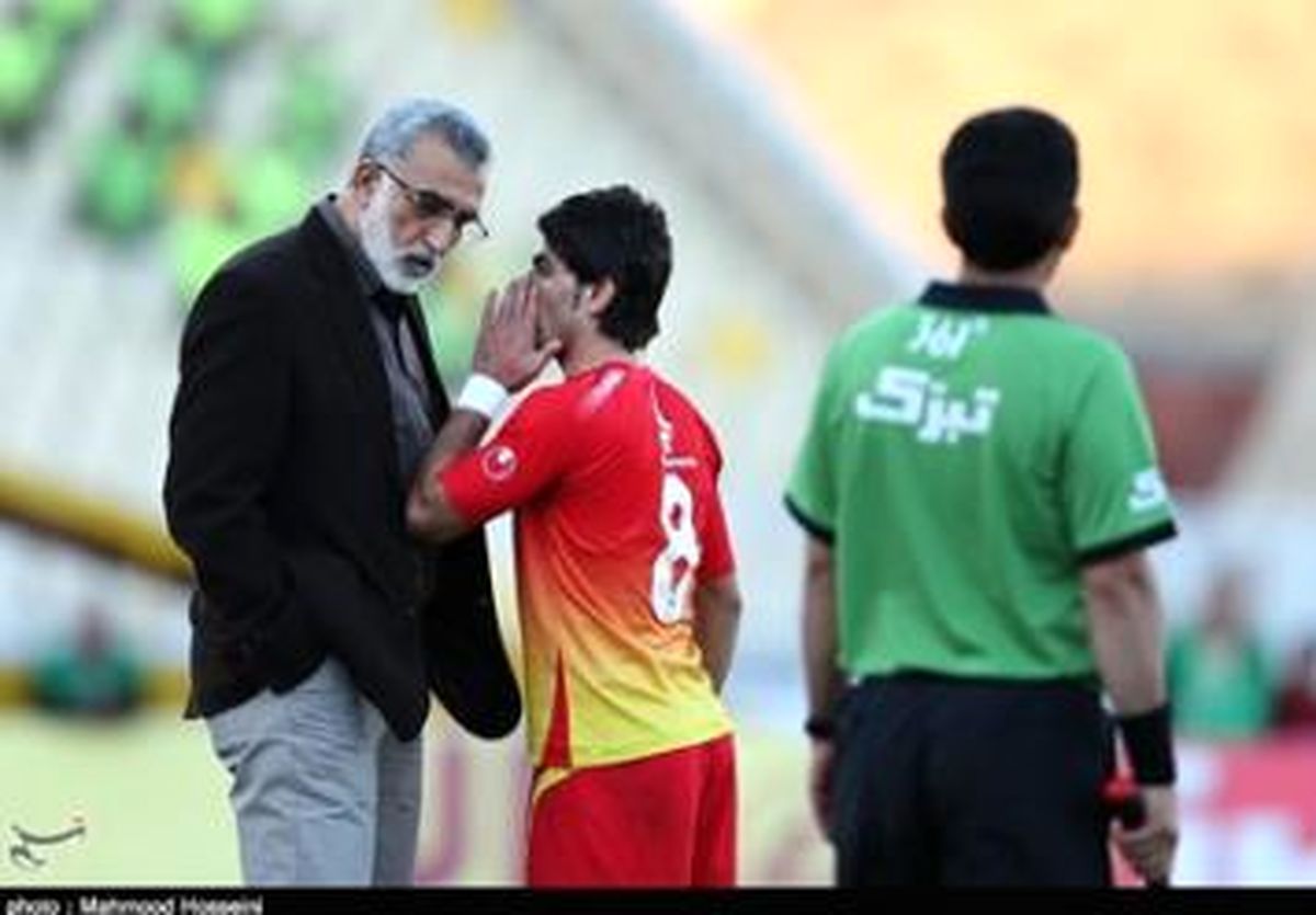 فرکی: برای تصمیم گیری همچنان با خودم کلنجار می روم