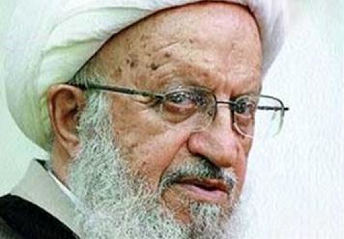 انتقاد آیت الله مکارم شیرازی به زیرمیزی پزشکان «زیرمیزی یعنی رشوه»