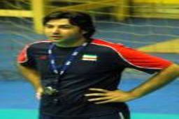 افشاردوست: بازیکنان اصلی تیم ملی را به متین نمی دهیم