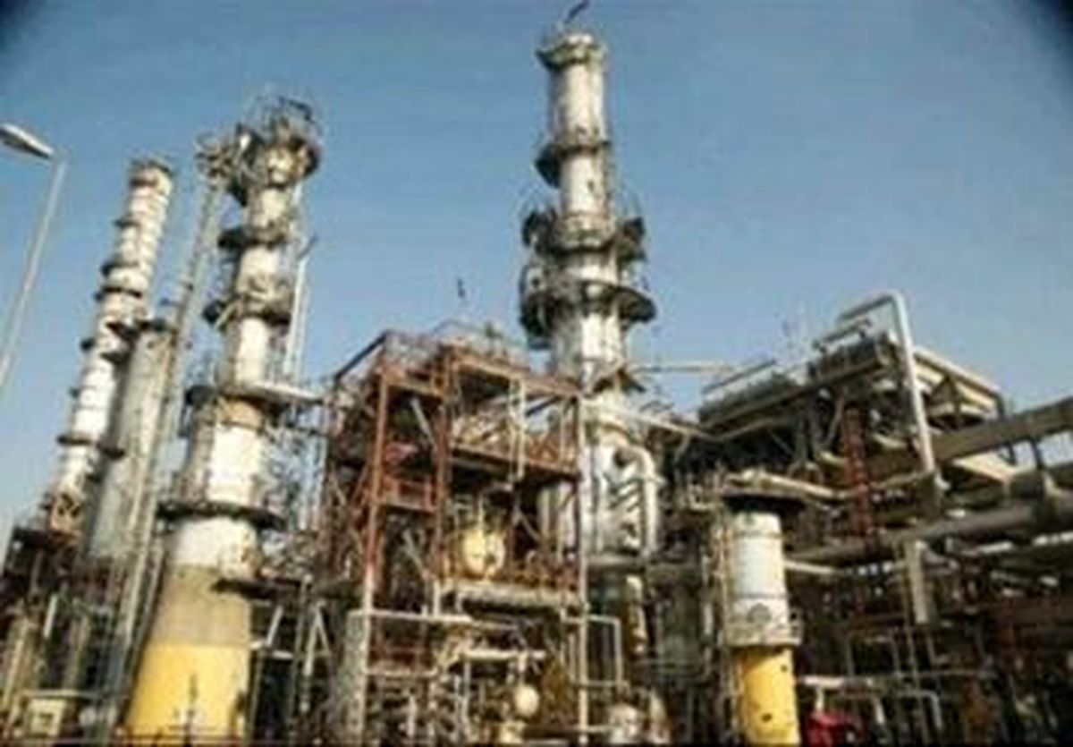قیمت هر بشکه نفت خام و میعانات گازی تحویلی به پالایشگاههای داخلی تعیین شد