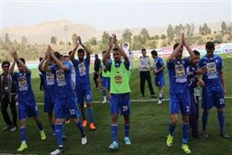 تهدید رکوردهای پرسپولیس توسط ذوب‌آهن و استقلال
