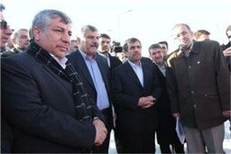 احمدی‌نژاد بیمارستان ۱۲۰ تختخوابی قم را افتتاح کرد