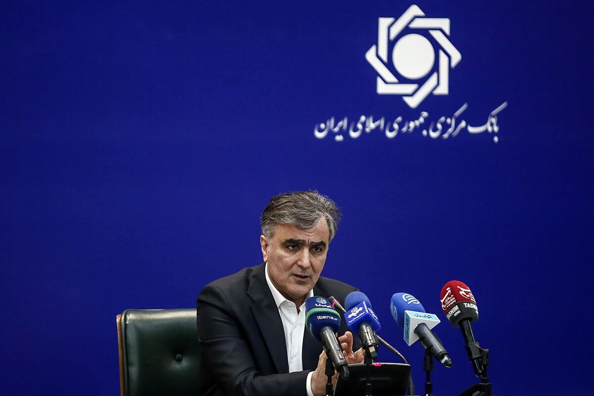 فروش دارایی‌های بانک سابق آینده اولین اولویت است