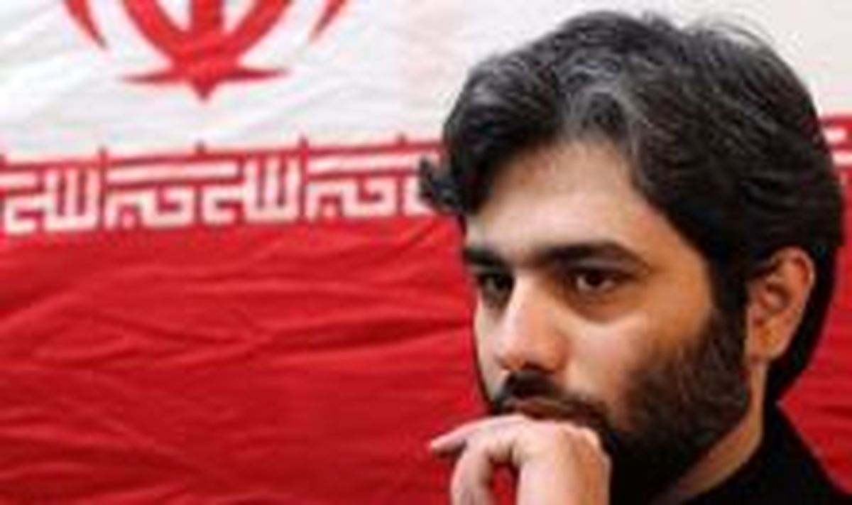 دولت باید برای برگزاری جشن اشرافی زنانه از مردم عذرخواهی کند