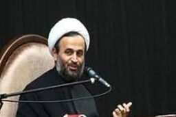 پناهیان: «اعتکاف» تظاهرات معنوی در شهری است که بی دینی در آن به چشم می خورد