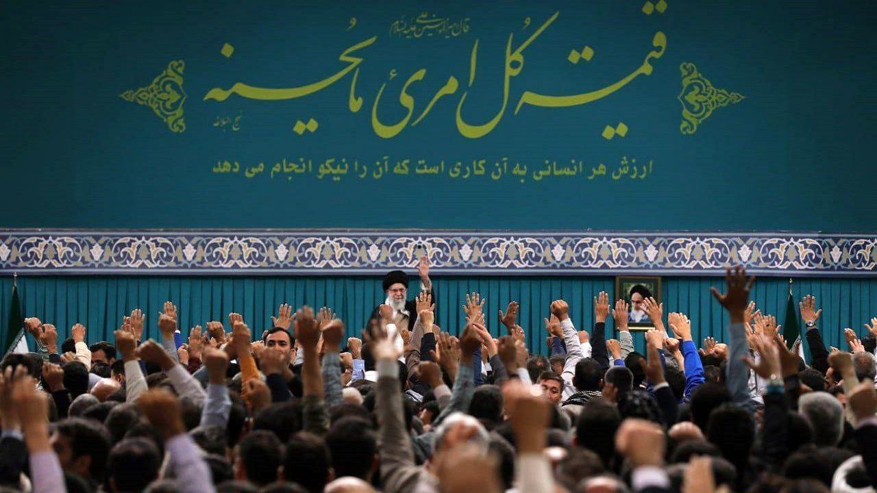 رهبر معظم انقلاب: ایمنی کارگران بسیار مهم است