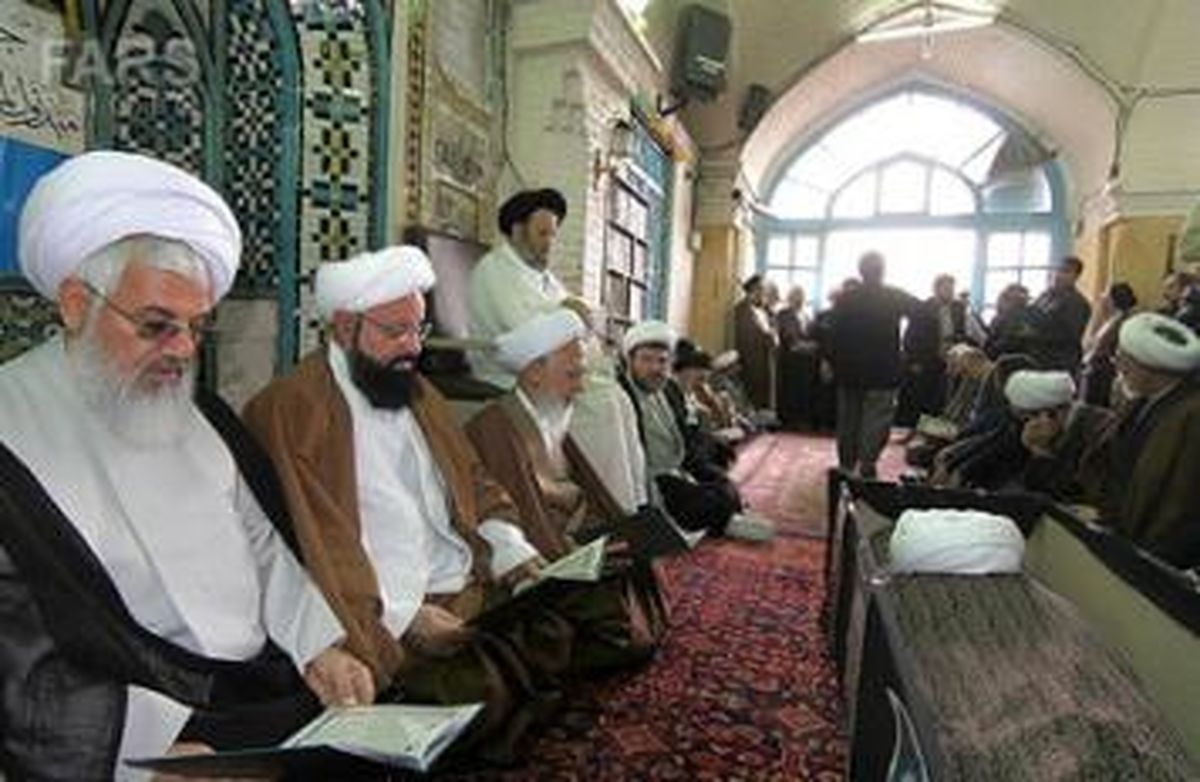 تشییع پیکر مرحوم آیت الله مسلم ملکوتی