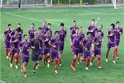 تشویق پرسپولیسی‌ها به سبک اخراجی‌ها