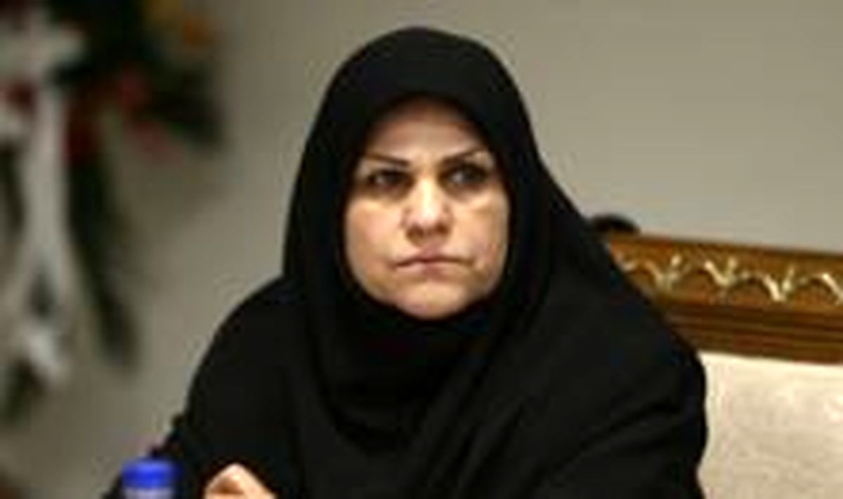 شهریان: قراردادهای برادران فوتبالیست را دیدم شوکه شدم / اسپانسرها به بانوان هم نگاه کنند