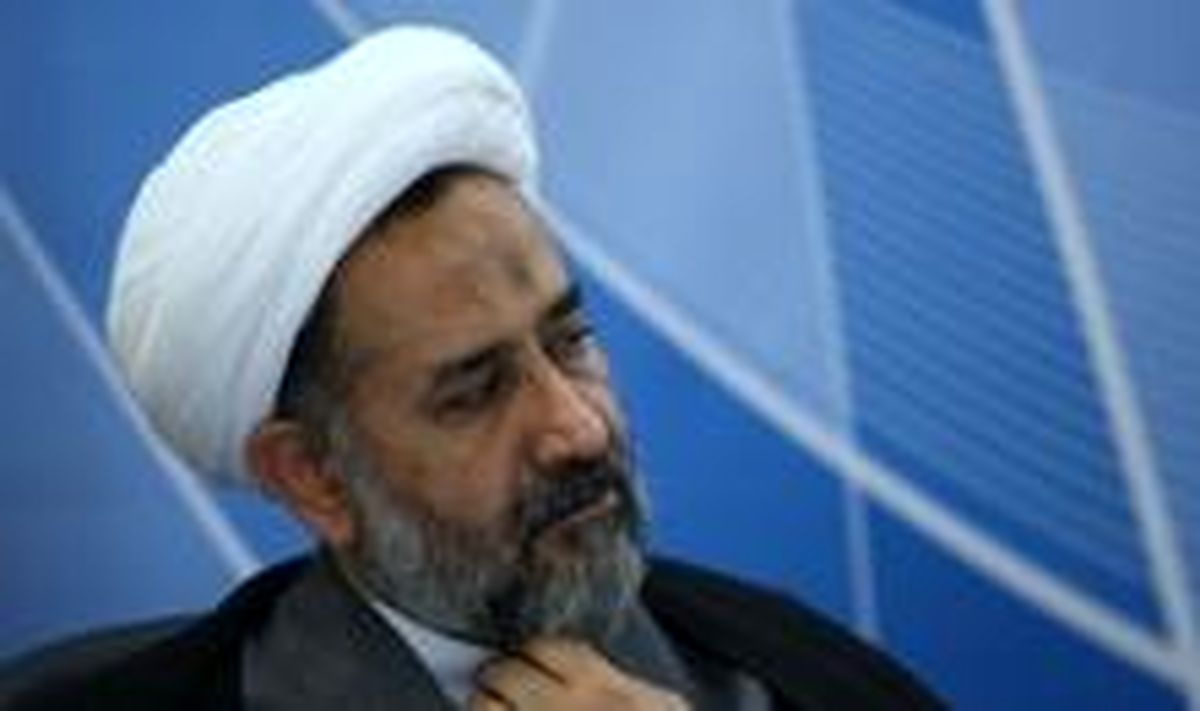 کسی حق معامله روی دستاوردهای هسته ای کشور ندارد / هیچ حرف زوری از طرف های غربی، قابل قبول نیست