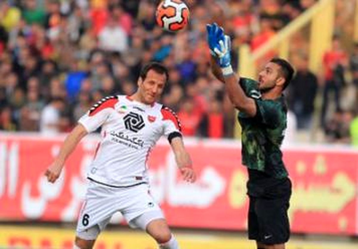 مکانی: مصاحبه بازیکنان پرسپولیس را جدی نمی گیرم