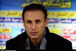 جلسه گل محمدی و آذری برای فهرست مازاد و بازیکنان جدید