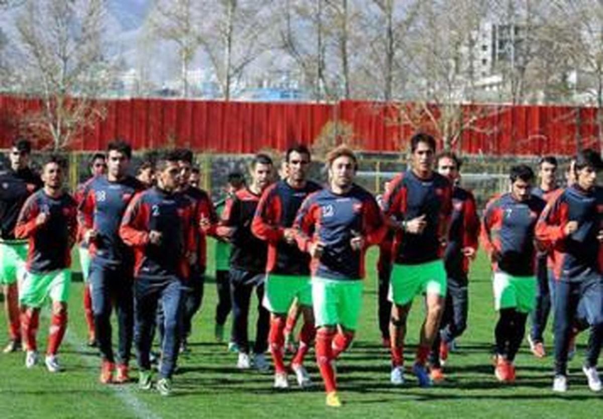 حضور بازیگر خنده بازار و بیانیه حمایتی از پروین و دایی