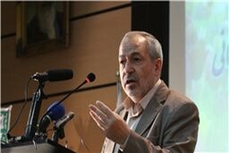 فانی: مدیریت در آموزش و پرورش پادگانی نیست