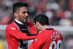 استقلال می تواند از پرسپولیس بازیکن بگیرد؟