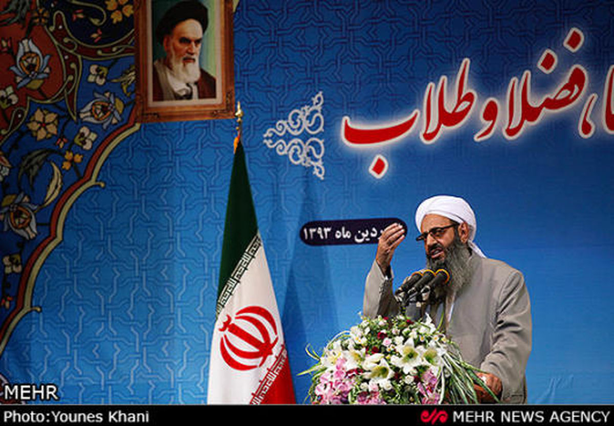 مردم و علمای سیستان و بلوچستان از خشونت، تندروی و افراطی گری بیزار هستند / باید از اختلافات دوری کنیم