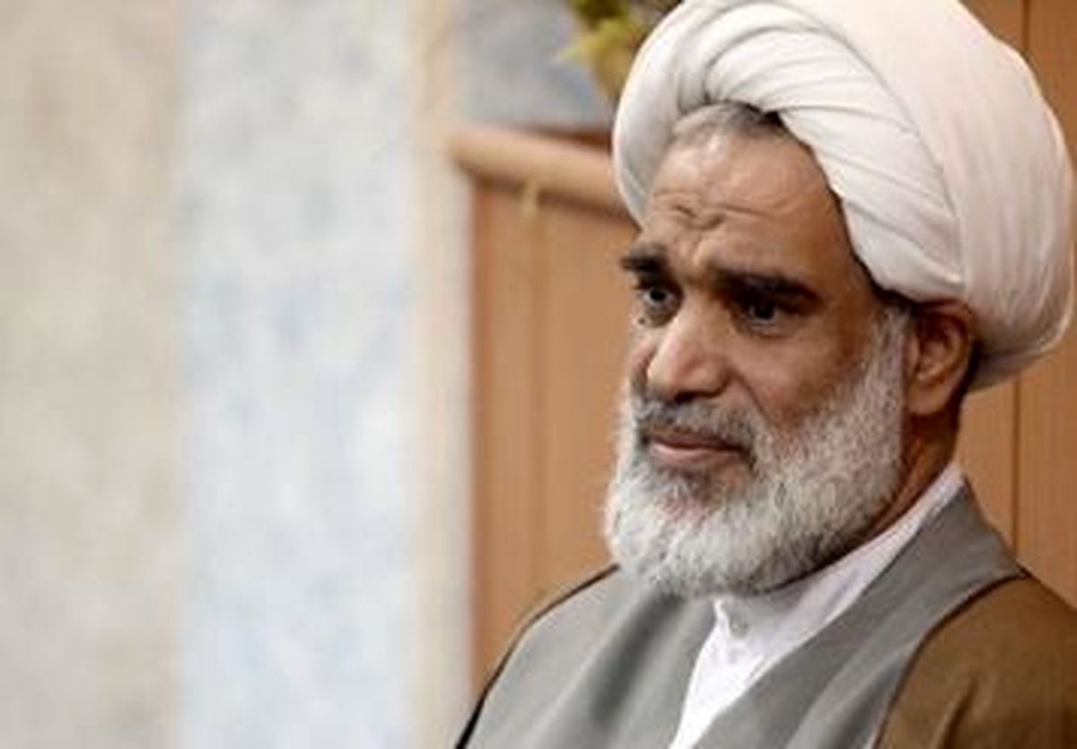 مسئولان بدانند ساخت فرهنگ کشور کار حوزه های علمیه است