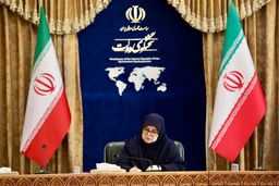  مهاجرانی: ارتباط میان ملت و دولت بدون شفافیت پایدار نمی‌ماند 