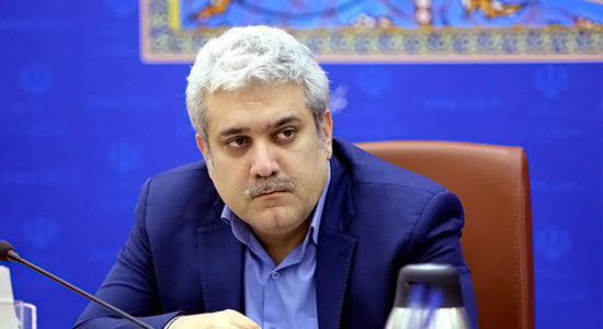 مسائل علمی را سیاسی نکنیم