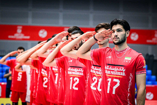 
لهستان هم حریف والیبال ایران نشد
