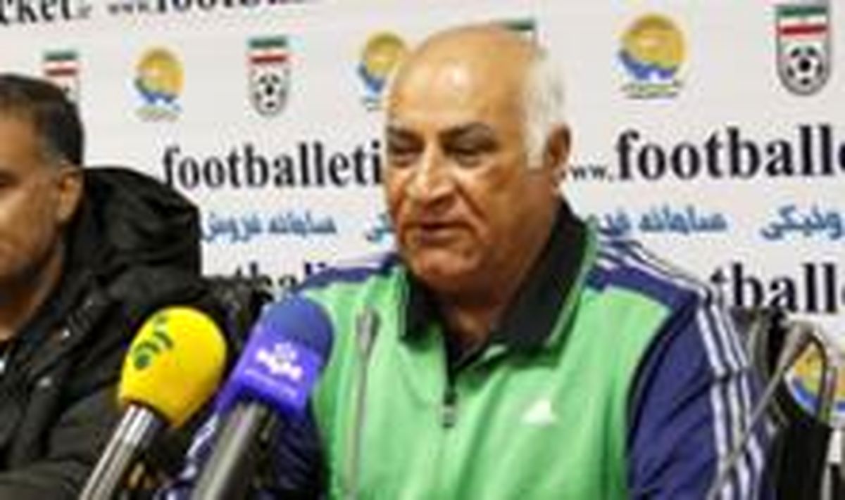 یاوری در نشست خبری شرکت نکرد