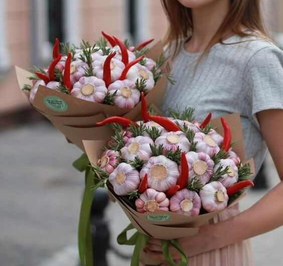 تزیین سیر سفره هفت سین با چند ایده خلاقانه 