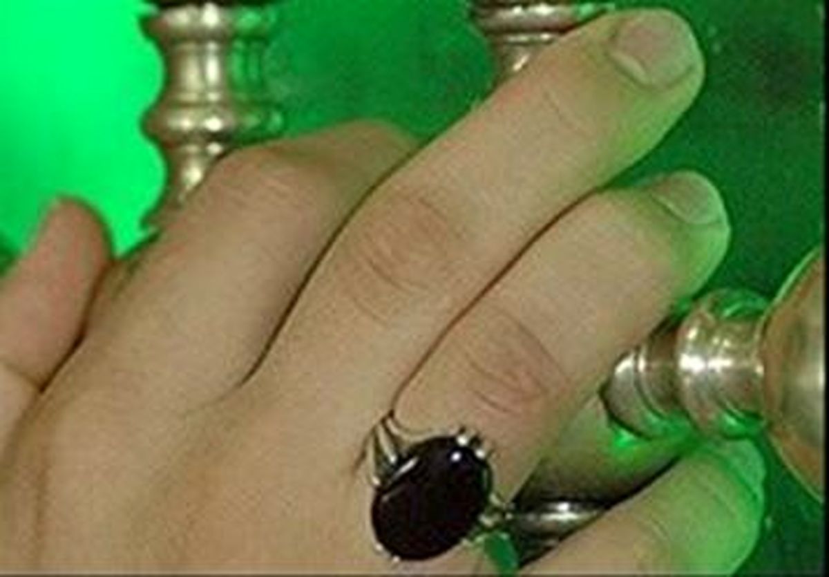 روزانه ۴۵۰هزار هدیه به کودکان و نوجوانان حاضر در امامزادگان اهدا می شود