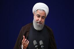 روحانی: در کار تامین علوفه هم مانده‌ایم