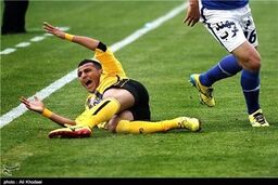 در بازی با پرسپولیس کنار گذاشته شدم