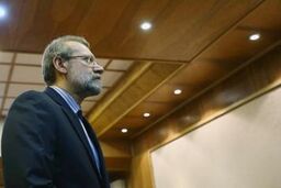 لاریجانی از نمایشگاه توانمندی های هلال احمر بازدید کرد