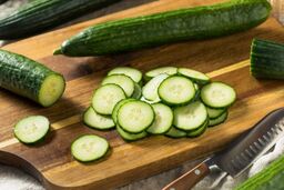 8 روش نگهداری خیار در یخچال برای مدت طولانی بدون پلاسیدگی
