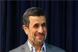 بازدید احمدی‌نژاد از ساختمان جدید برون‌مرزی صدا و سیما